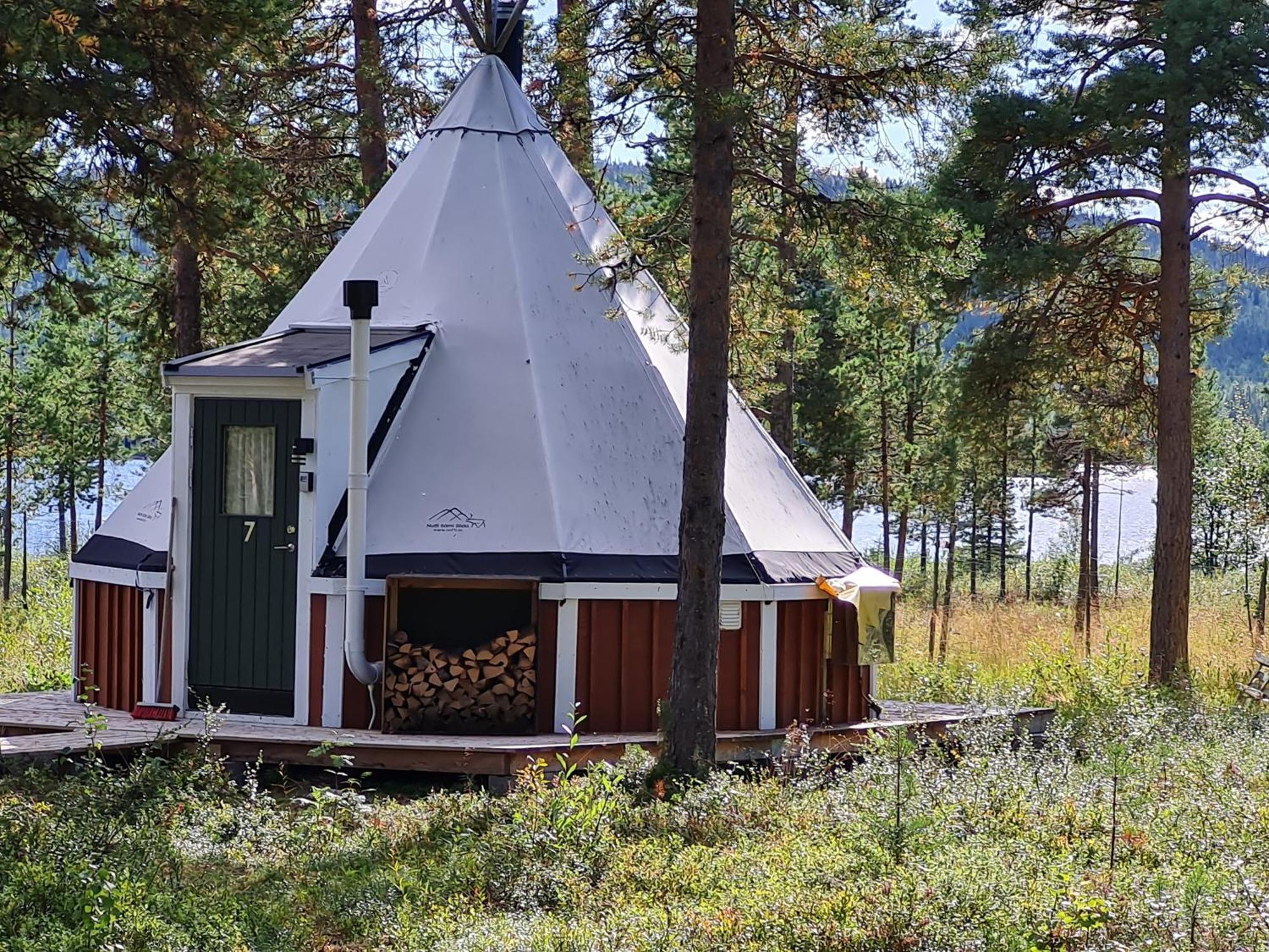 Reindeer Lodge Jukkasjarvi Exterior photo